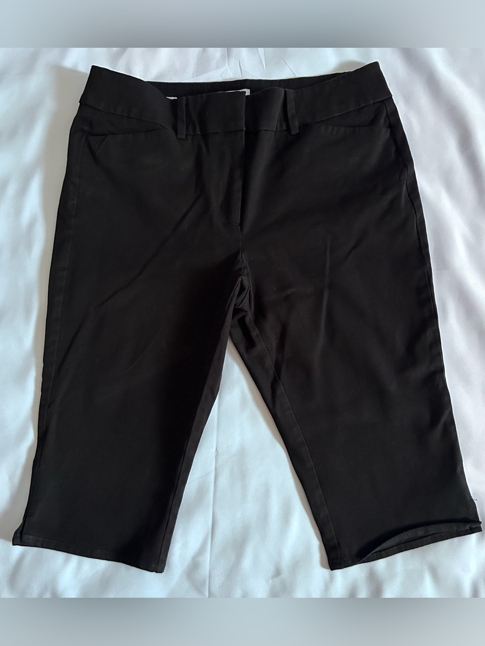 LOFT Outlet Black Bermuda Shorts Size 6